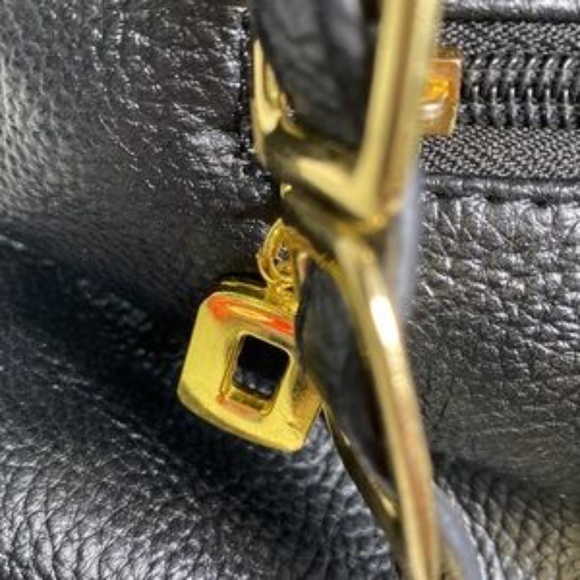 Tory Burch Pebbled Leather Bag Gold Chain/Emblem Dust Bag EXCELLENT CONDITION - Picture 7 of 14